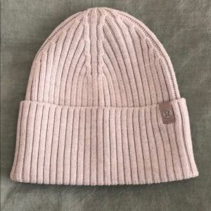 Lululemon gray beanie
